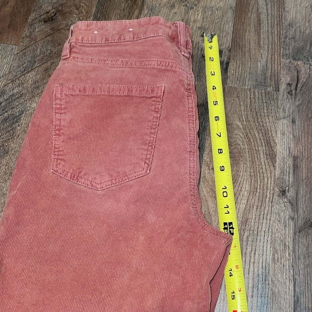 American Eagle Outfitters Mom Straight Jean‎ Corduroy’s.  Size 6. - Picture 10 of 11